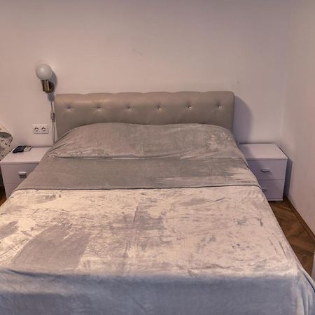 Guesthouse Victoria II 두브로브니크 외부 사진