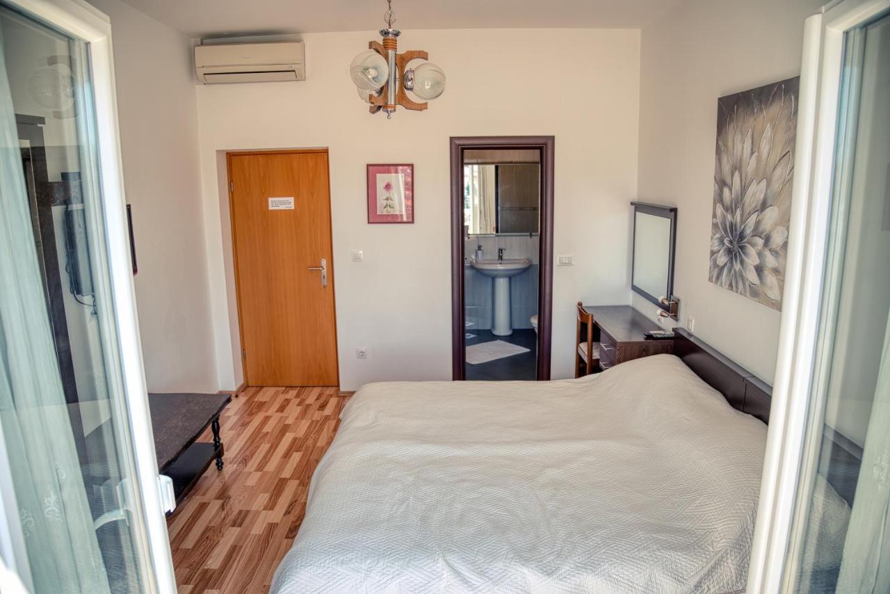 Guesthouse Victoria II 두브로브니크 외부 사진