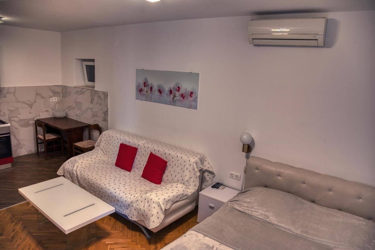 Guesthouse Victoria II 두브로브니크 외부 사진
